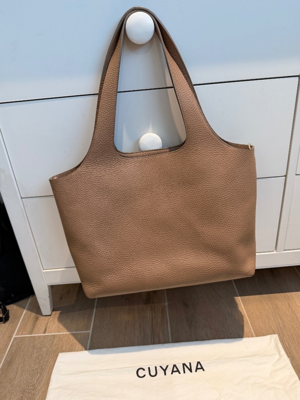 Cuyana System Tote Cappuccino 13 inch